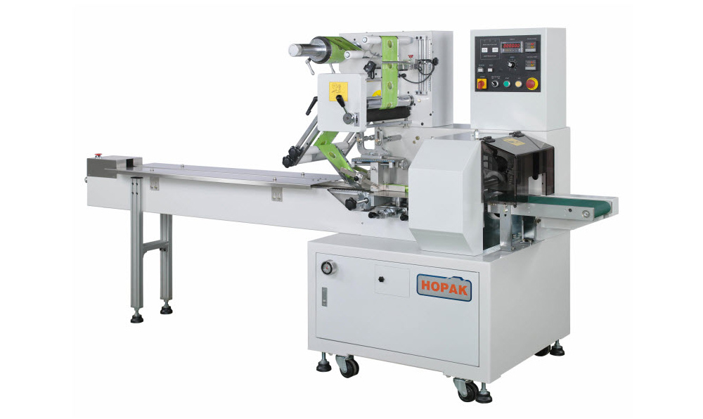 Compact Horizontal Flow Wrapper Packaging Machine Manufacturer