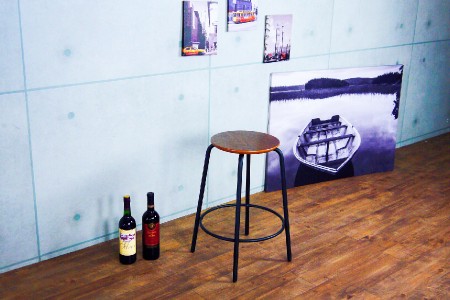Industrial style of wood bar chairs - Industrial style walnut bar chairs with fashion taste.