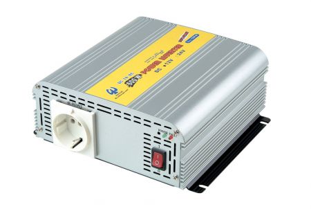 600ワット
矩形波電力変換器12V/24VDCから220VAC - アナログ正弦波パワーインバーター600W