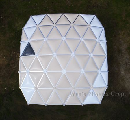 Air pillow grid tent