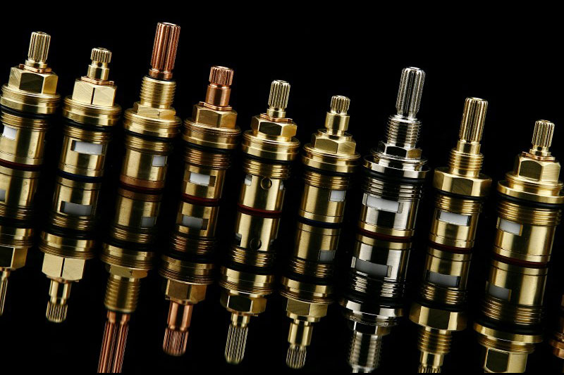 3/4"14NPSM 90 Degree Turn Two Handle Faucet Brass Ceramic Cartridge in