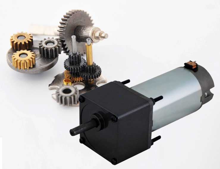 Gearbox 60mm dual shaft and linear actuator type in 12V motor reducer manufacturing.