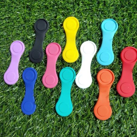cheap silicone golf magnetic hat clip