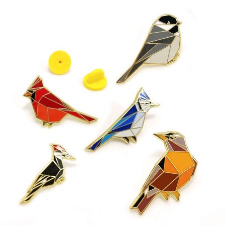 Imitation Hard Enamel Pins of Bird Species in N. America - Bird badges made with imitation hard enamels.