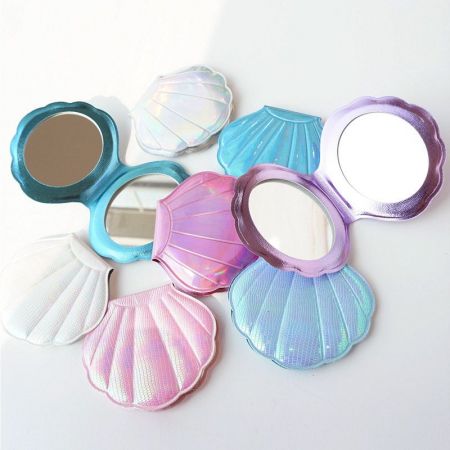 Holographic Leather Shell Shape Makeup Mirror