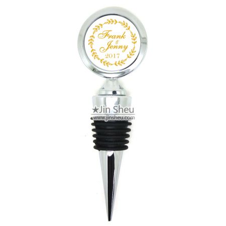 Wedding Favor Gift Bottle Stopper - Personalized bottle stopper with epoxy dome