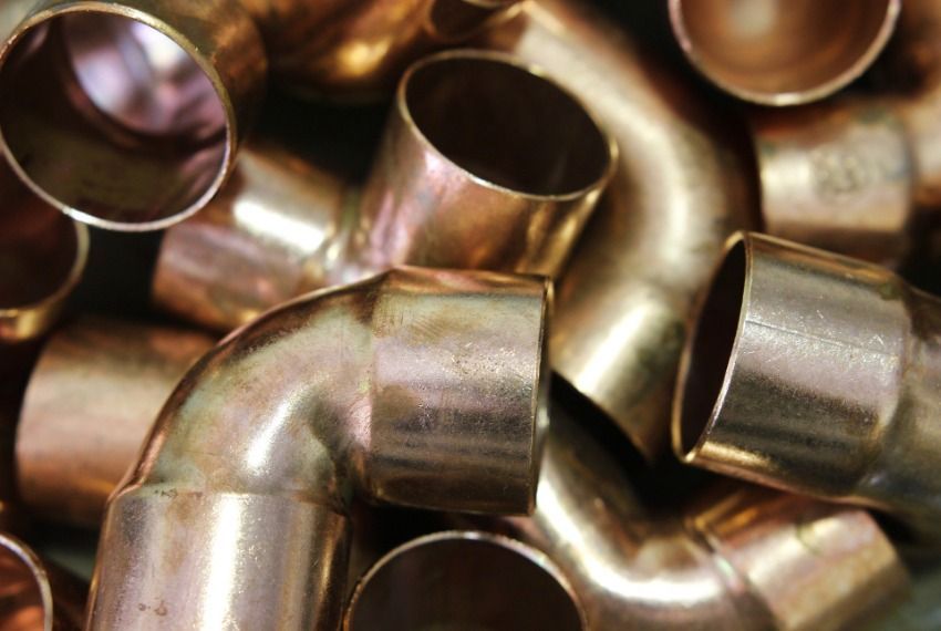 Processing brass/copper/bronze alloy
