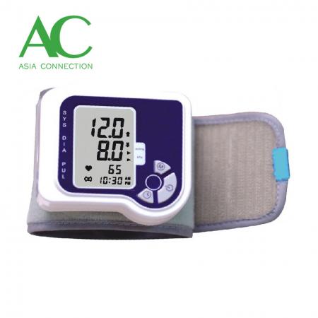 مقياس ضغط الدم الرقمي بأعلى الذراع