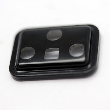 Micro stampaggio ad iniezione applicato in micro componenti.