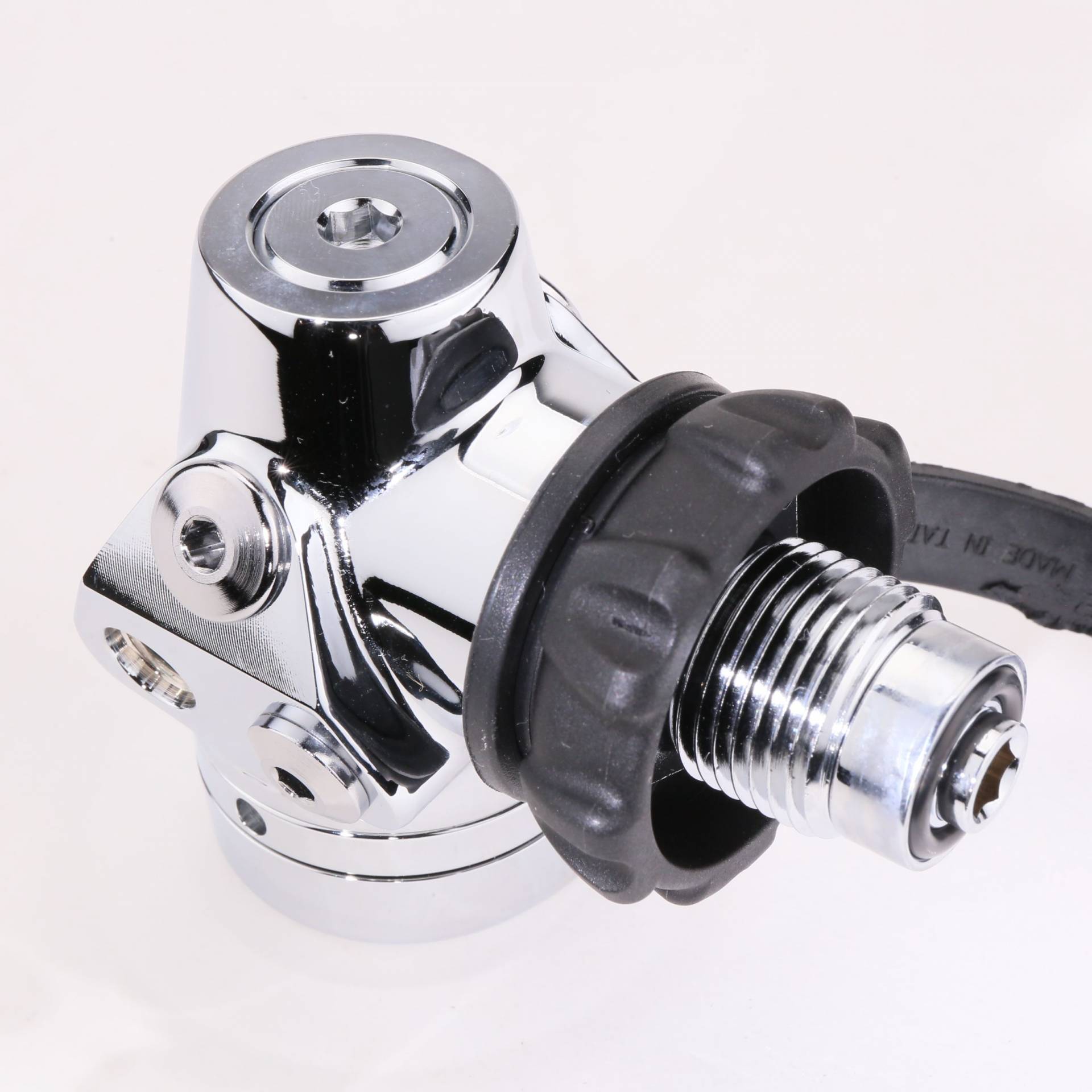 Scuba First Stage Balanced Diaphragm Regulators (DIN) HighQuality