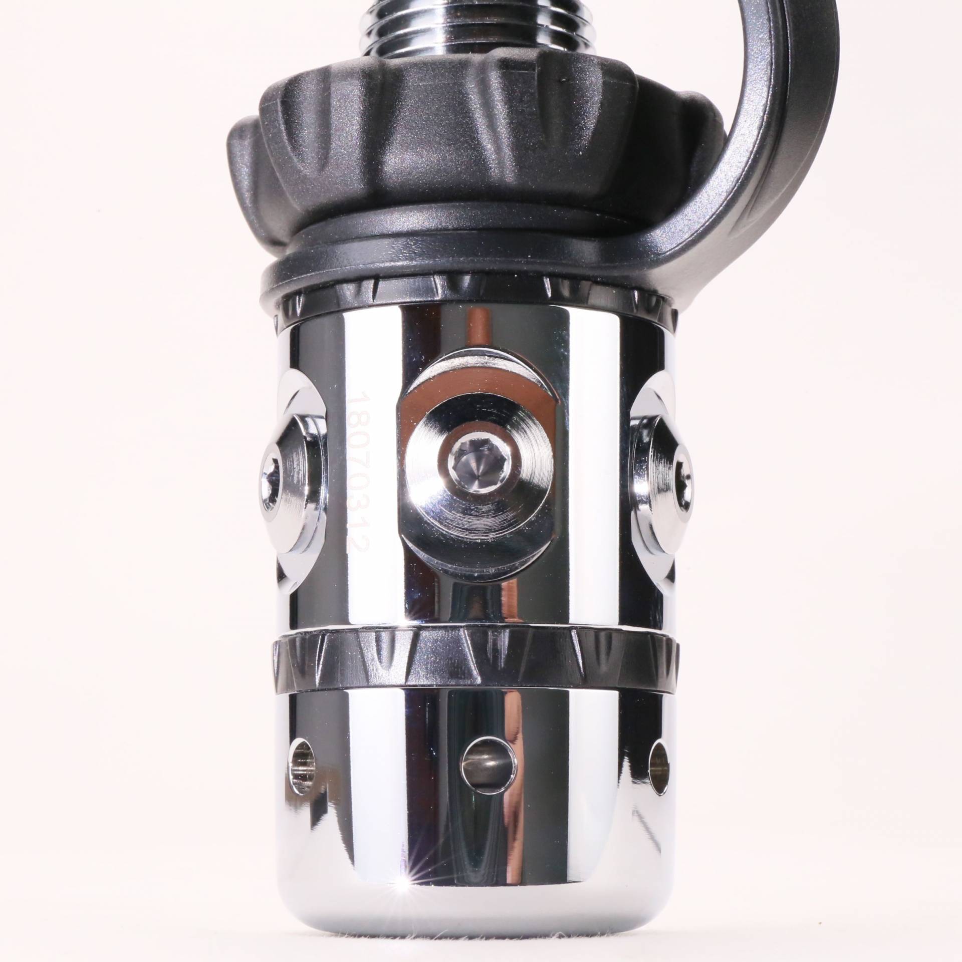 Diving Piston First Stage Scuba Regulator (DIN) HighQuality Diving
