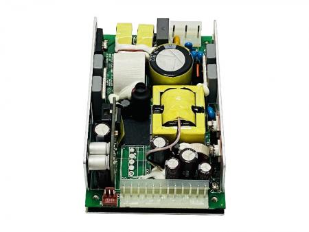 Alimentatore a telaio aperto 48V e 5V 200W AC/DC - Alimentatore a telaio aperto +48V e +5V 200W AC/DC.