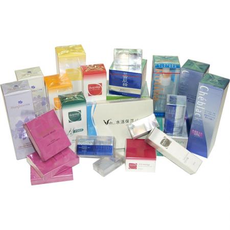 Cajas de cosméticos y perfumes