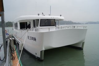 Barco de passageiros catamarã diesel-elétrico 20GT FRP - Barco de passageiros catamarã diesel-elétrico 20GT FRP