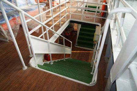87GT Steel Oil and electric Ferry passenger ship Upper and lower deck stairs(2)