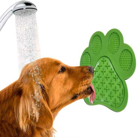 Silicone Dog Lick Pad - The dog lick pad is made of food-grade silicone.
