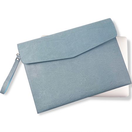 Custom Leather Clutch Bag & File Folder - The leather clutch bag & file folder is a suitable accessory for business occasions.
