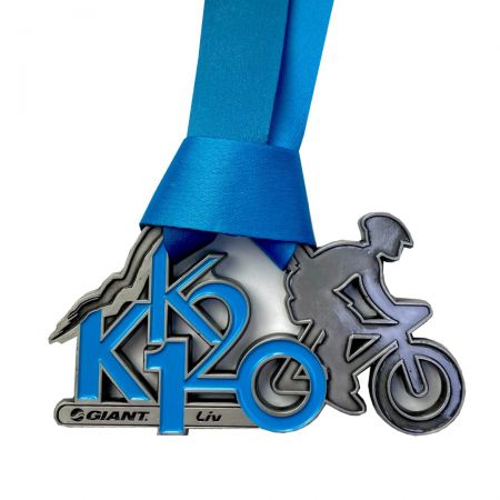Maßgeschneiderte Medaillen für Radsportmarke