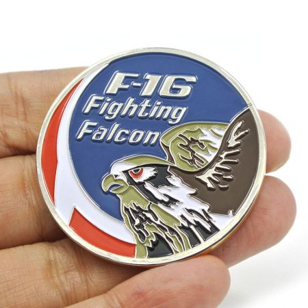 밀리터리 챌린지 코인 - 우리는 F-16 Fighting Falcon 기념품 동전 공급 업체입니다.