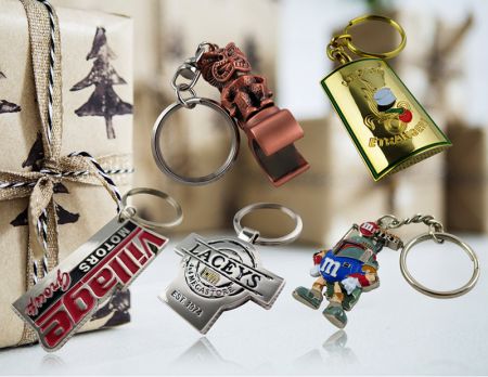 Porta-chaves de metal personalizados - Personalize o seu próprio porta-chaves.