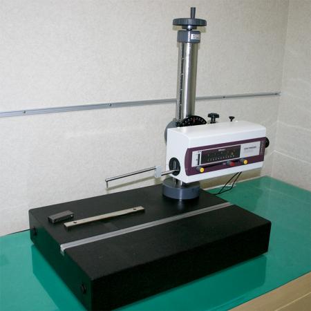 Contour Measuring Instrument