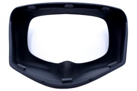 The injection molding technology can combine silicone and plastic frame to create this silicone goggle.