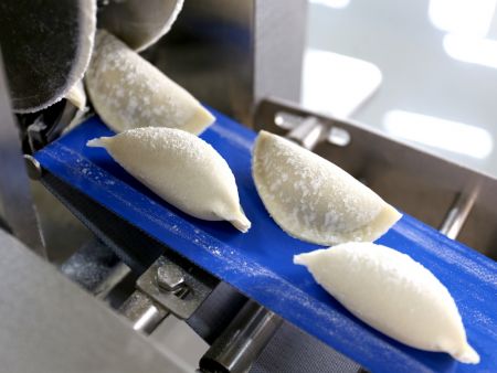 New design of shaping mechanism to enhance dumpling's handmade look
