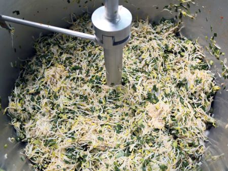 The filling system can process bean sprouts directly