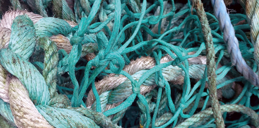 La série de tissus en nylon recyclé MARINYLON® recycle les déchets marins.