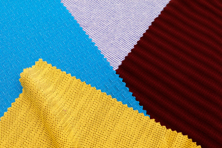 Le tissu de gestion de l'humidité convient aux vêtements de tous les jours et aux vêtements de sport.
