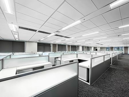 Iluminação de teto de escritório LED economizadora de energia 1'x4' e 2'x2' para edifícios comerciais.