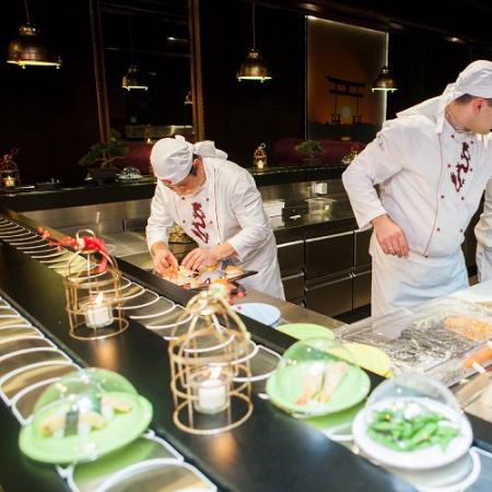 สายพานลำเลียงโซ่