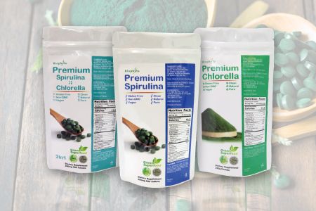 Our spirulina and chlorella premium grade algae are available in tablet and powder form