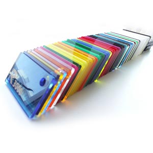 高雄壓克力製品 壓克力製品專賣店 壓克力製品工廠 壓克力海報框 壓克力公告板 壓克力公佈欄 壓克力製告示牌價格 壓克力製摸彩箱 高雄黑白板 玻璃白板