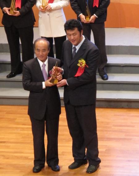 รางวัลแบรนด์ Yusan ระดับชาติปี 2012