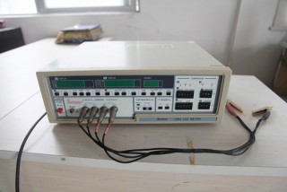 Máquina de prueba LCR (para probar resistencia eléctrica, capacitancia, inductancia)