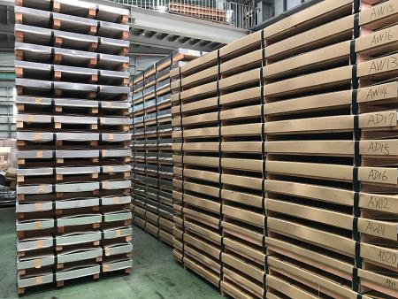 Stainless steel sheet and coil export packing