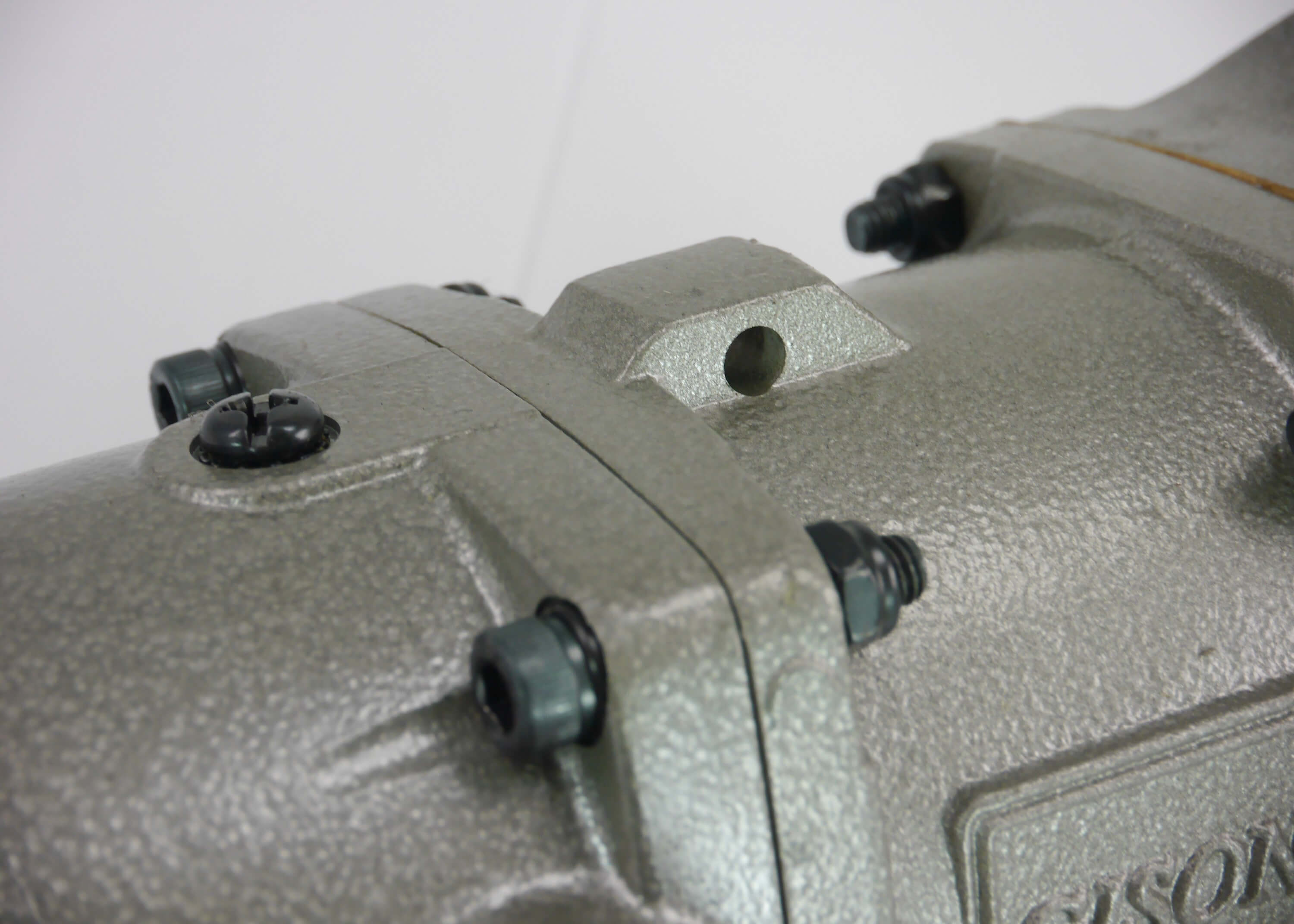 HEAVY DUTY AIR ROTARY HAMMER DRILL (SDSPLUS, 21003800RPM) Supply