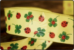 Ladybug & Clover Print Grosgrain Ribbon - Ladybug & Clover Print Grosgrain Ribbon