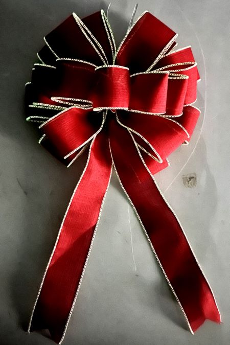 Luminous ribbon bow