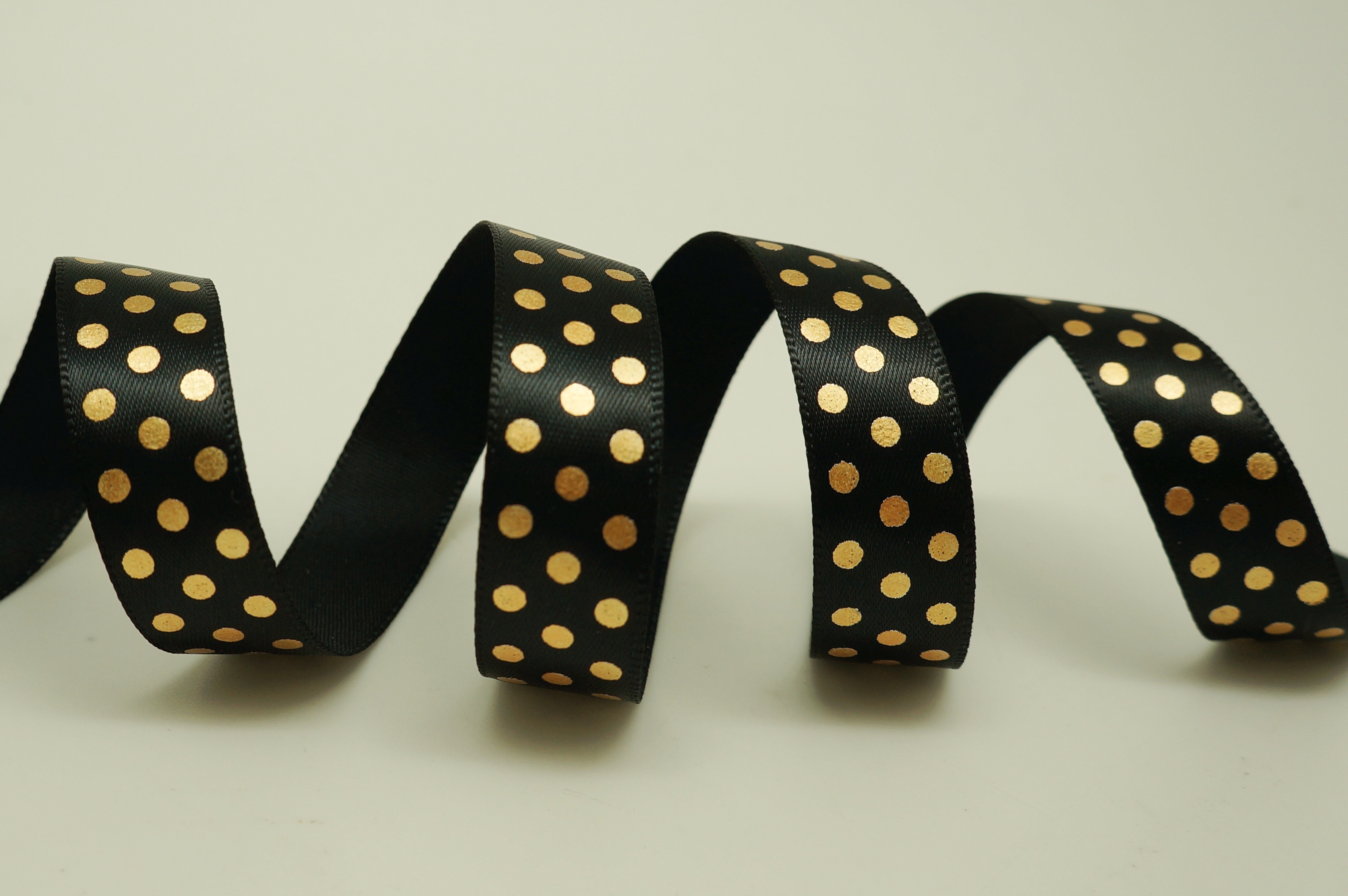 Gold Foil Polka Dots Ribbon Supply With Texture, Luster And Color
