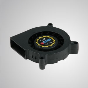 DCシステムブロワー冷却ファン-60mmX15mmシリーズ - TITAN- DC system blower cooling fan with 60mm fan, provides versatile speed types to meet user's need.