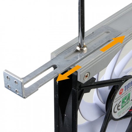Install the fan vertically or horizontally by 720° adjustable rack.