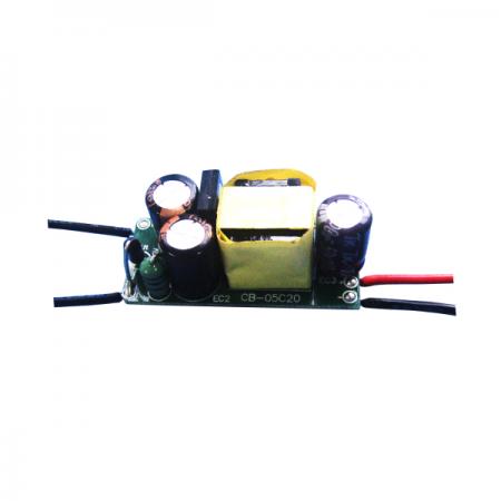 Драйверы светодиодных ламп с изоляцией 3~6W 3KVac - Драйверы светодиодных ламп 3 ~ 6 Вт 3 кВ переменного тока без изоляции PFC