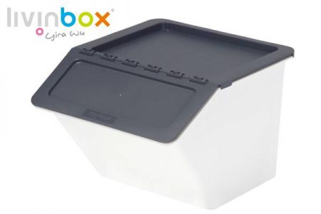 Stackable storage bin with hinged lid, 22L