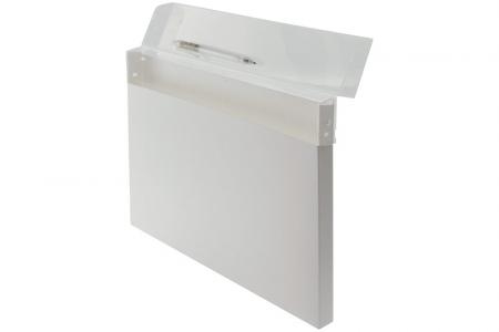 Solid Everyday Carry File for 150 Sheets of A4 Sized Paper - Solid Everyday Carry File for 150 sheets of A4-sized paper in white.