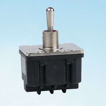 Industrial toggle switch 4PDT