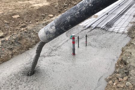 Cement grouting after foundation fixing