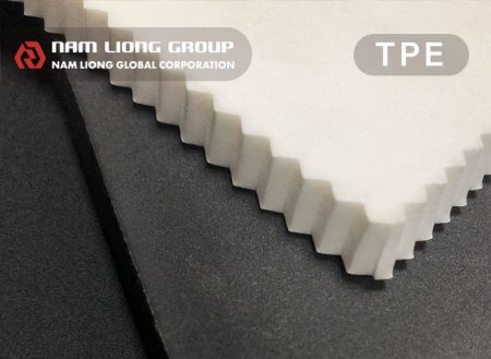 TPE熱可塑彈性海綿 - TPE熱可塑彈性發泡材料為閉孔式發泡海綿，具有高回彈性且易加工之特性。