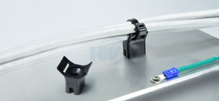 Cable Tie Mounts,Saddle Type,Polyamide,9.0mm Max. tie width,5.0mm Mounting Hole